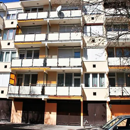 Menta Apartman *