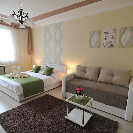 Menta Apartman * Eger